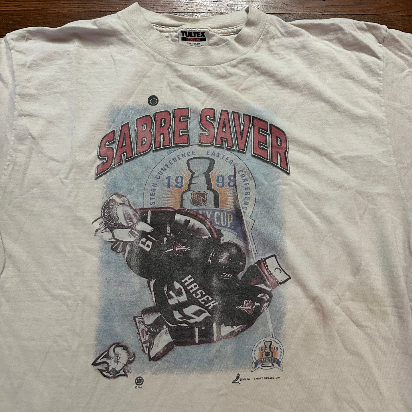 Vintage 1990s Buffalo Sabres Goathead Sabre Saver Dominik Hasek Shirt Size XL